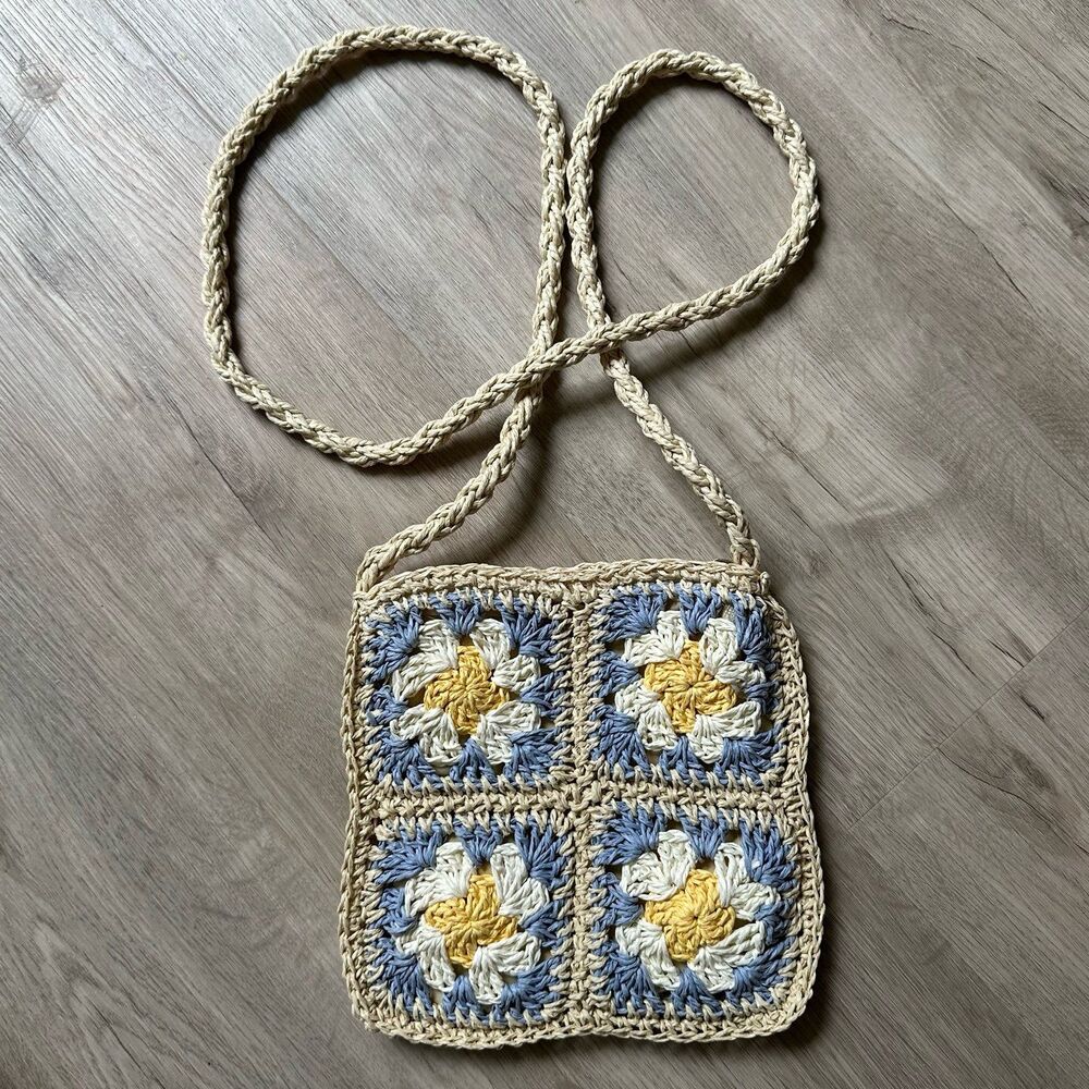 Woven Raffia Granny Square Small Crossbody Purse